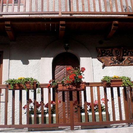 Maison Sam' Suffy Challand Saint Victor Luaran gambar