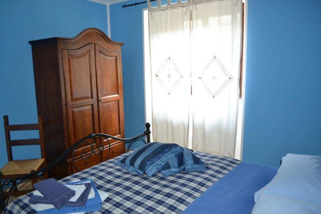 Maison Sam' Suffy Challand Saint Victor Bilik gambar